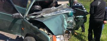 В результаті зіткнення двох авто на Одещині постраждали шестеро людей, серед них троє дітей